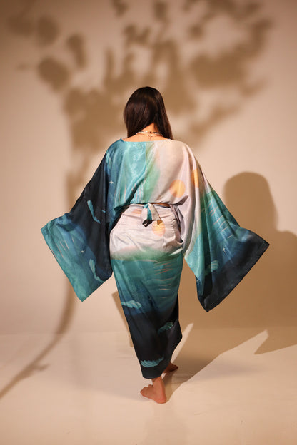 Hang Li Poh Convertible Shawl